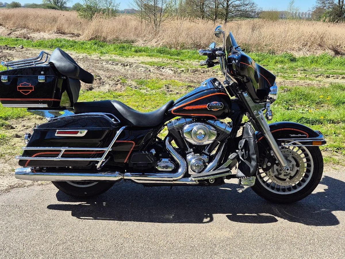 Harley-Davidson Electra Glide (2011) — foto 1