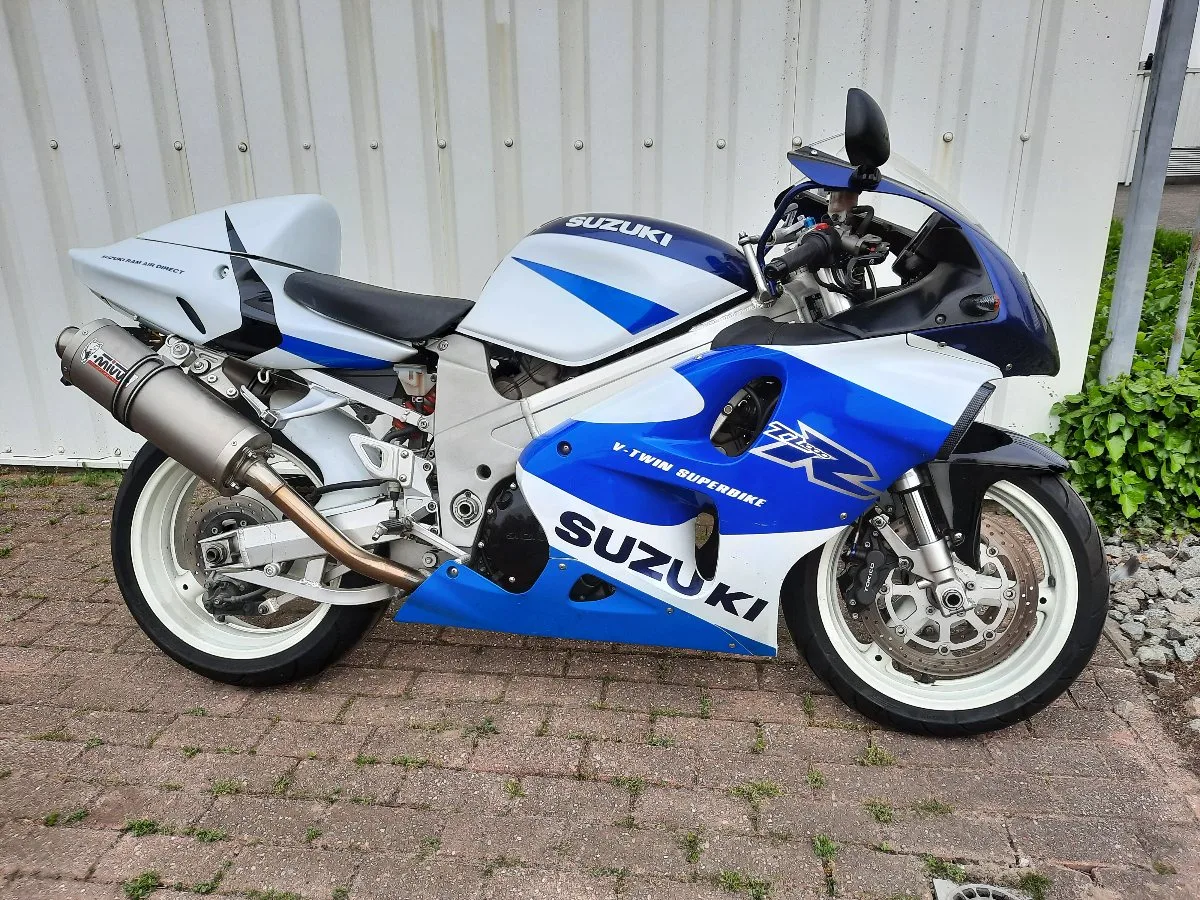 Suzuki TL 1000 R (2003) — foto 1