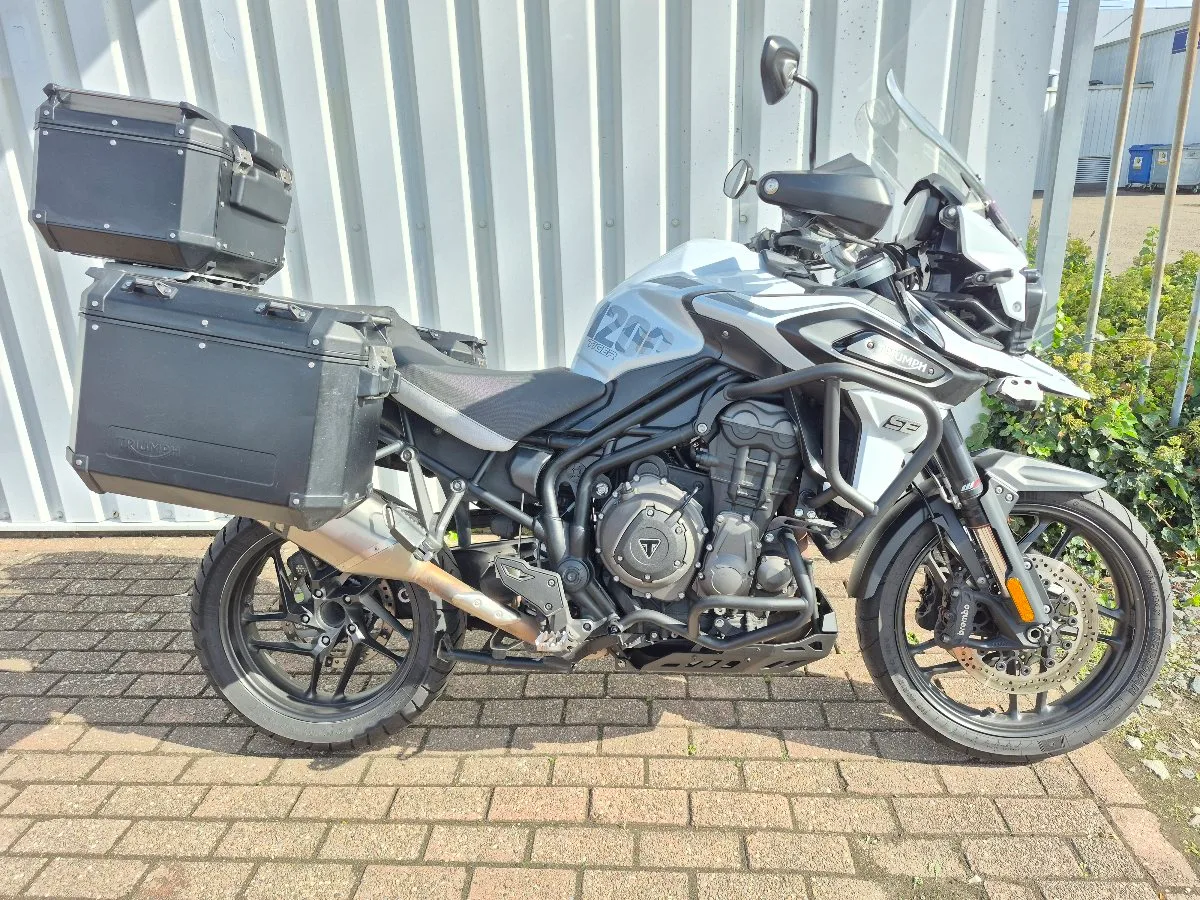 Triumph Tiger 1200 (2020) — foto 1