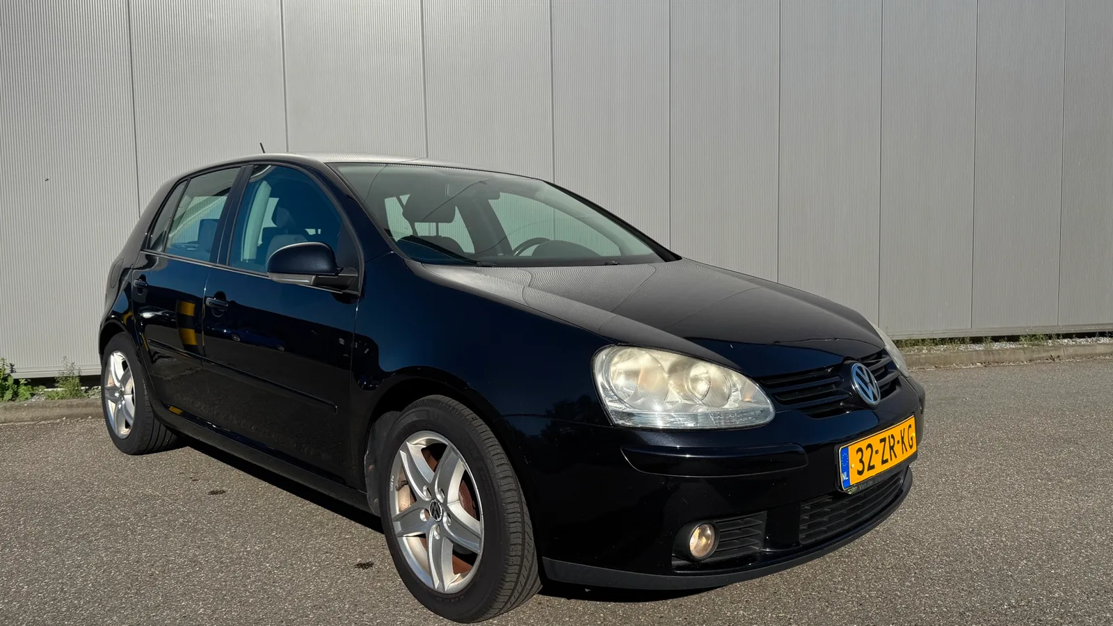 Volkswagen Golf (2008) — foto 1