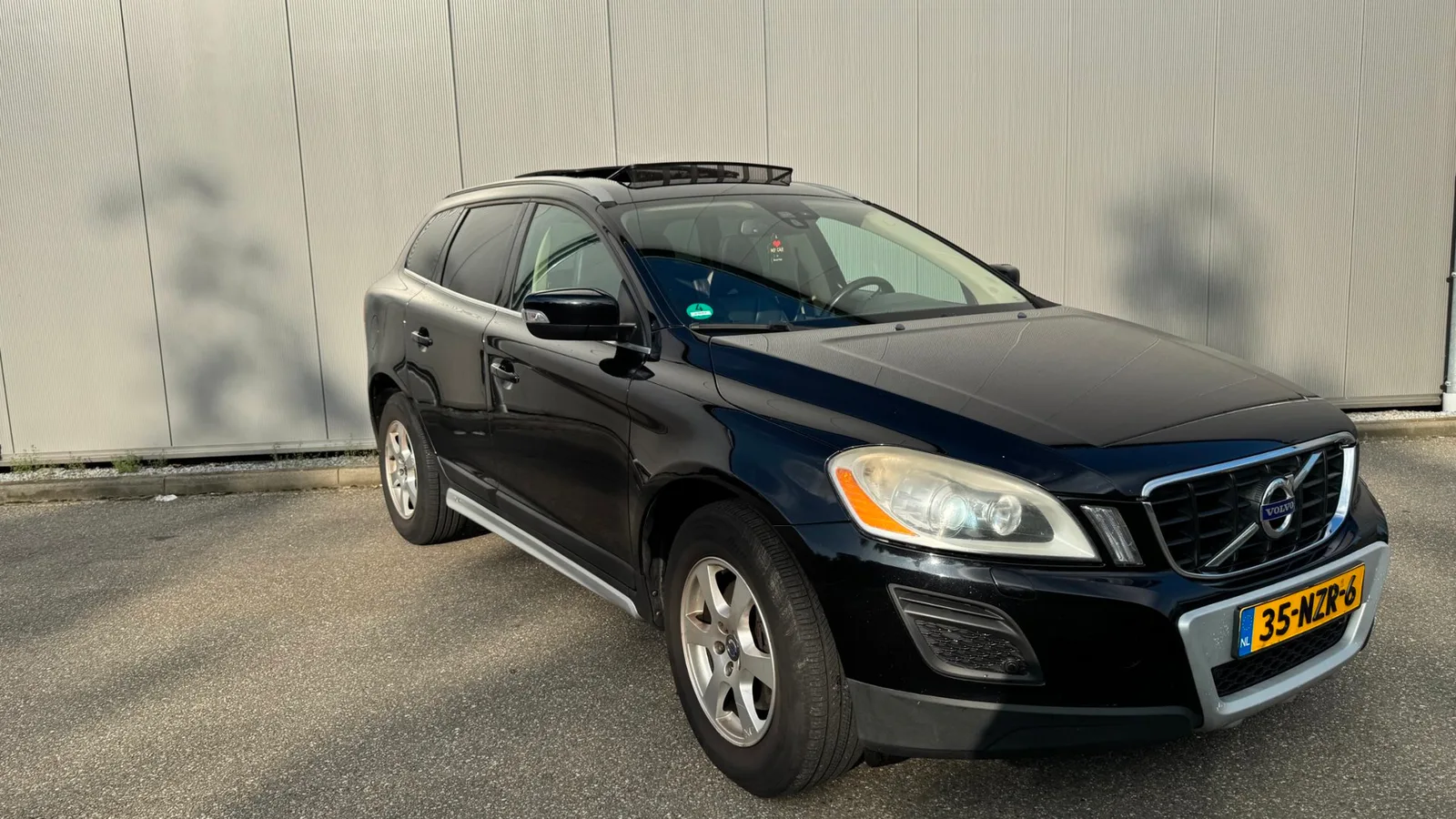 Volvo XC60 (2011) — foto 1