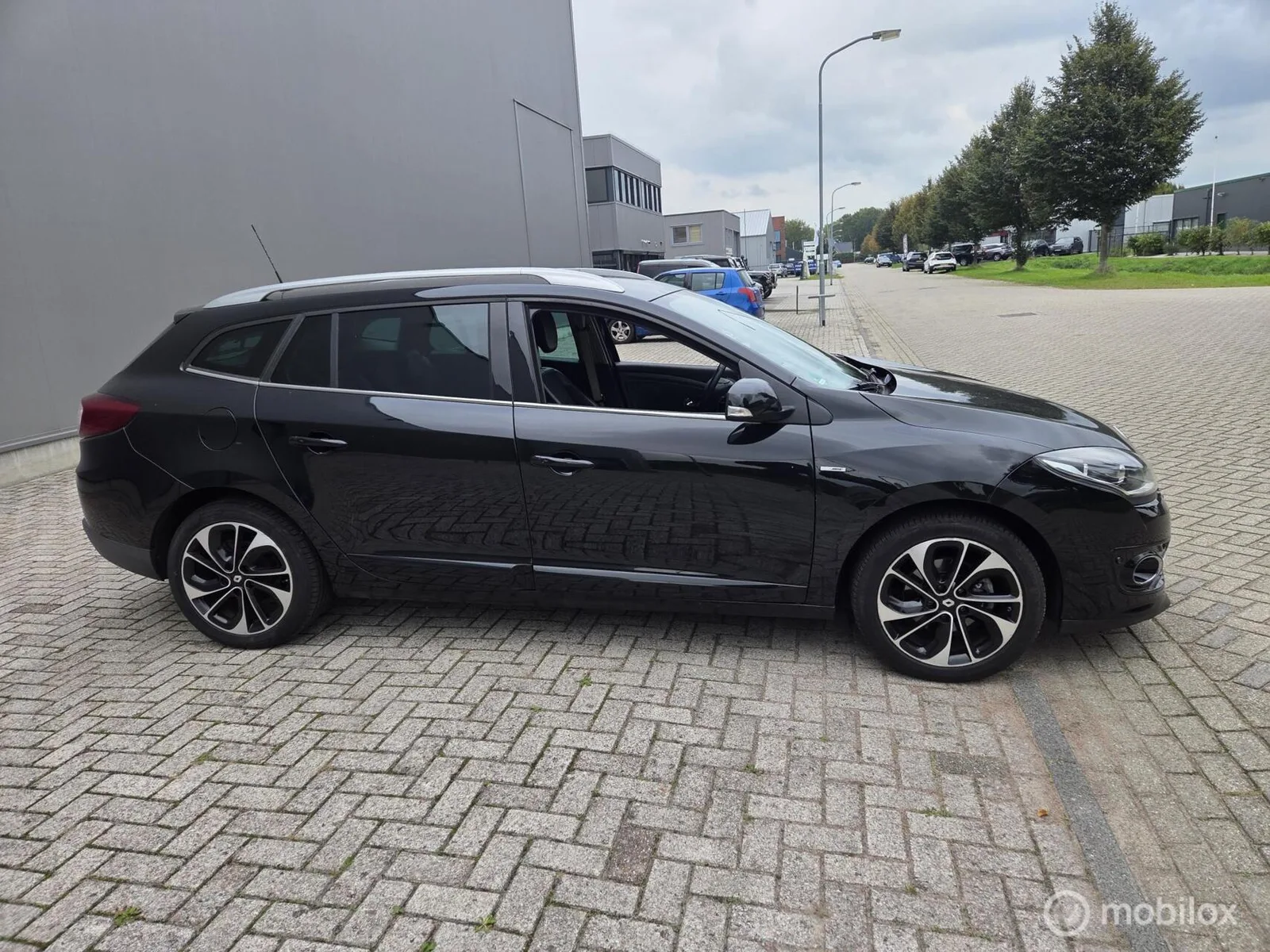 Renault Mégane (2015) — foto 1