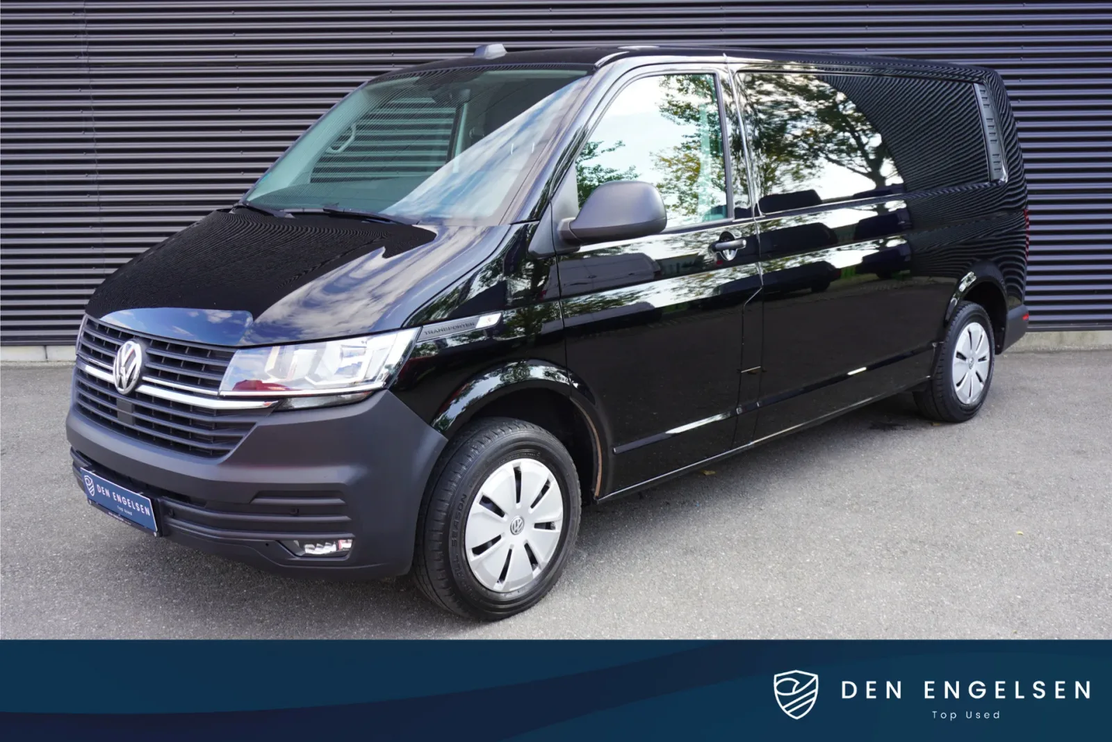 Volkswagen Transporter (2022) — foto 1