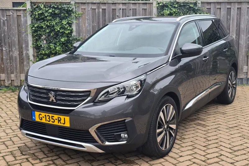 Peugeot 5008 (2019)
