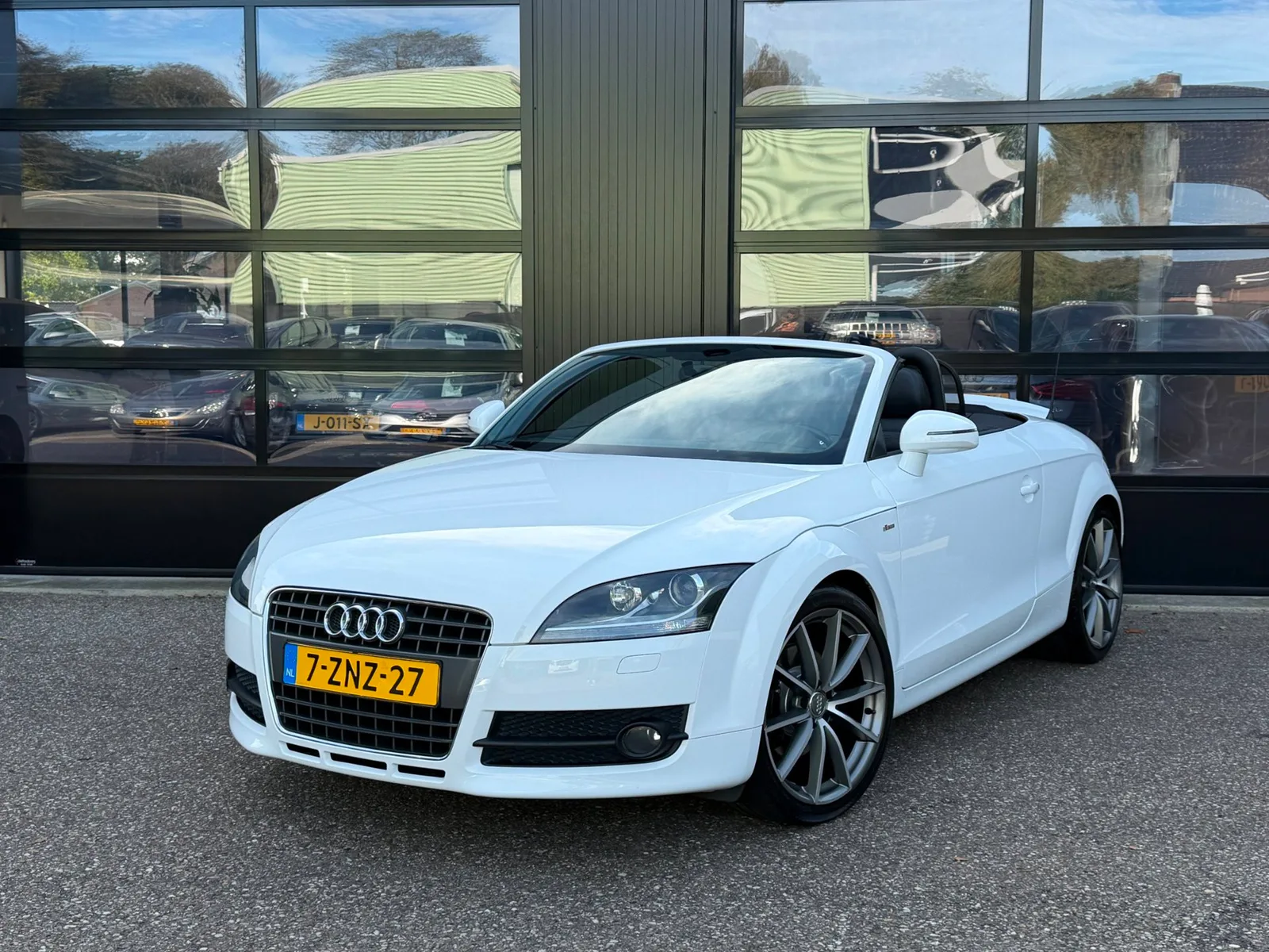 Audi TT (2008) — foto 1