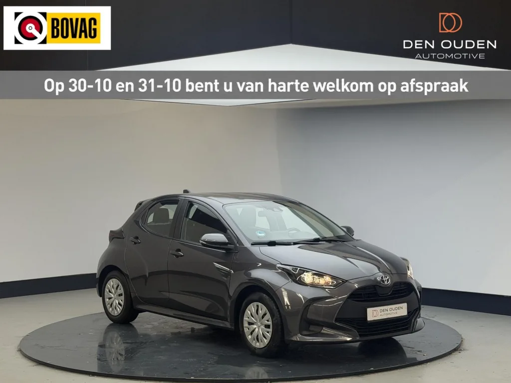 Toyota Yaris (2023) — foto 1
