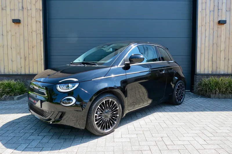 Fiat 500e (2024)