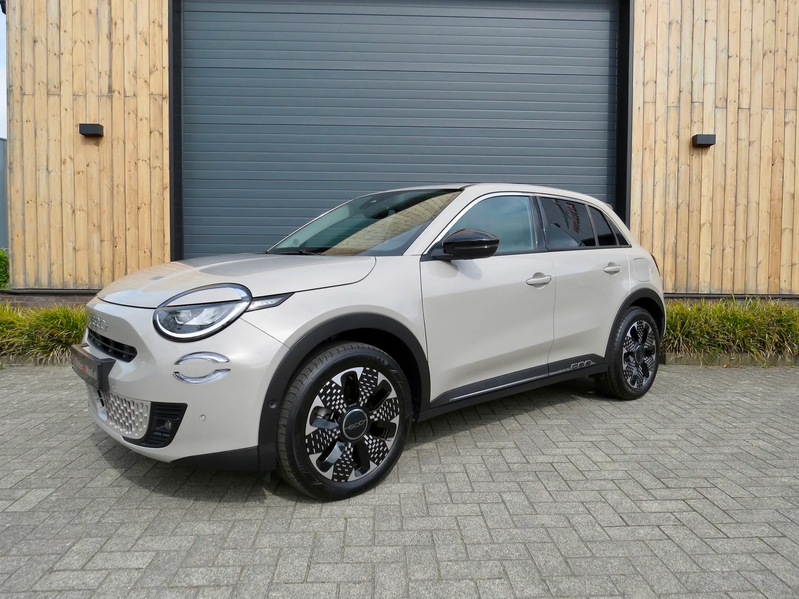 Fiat 600e (2025) — foto 1