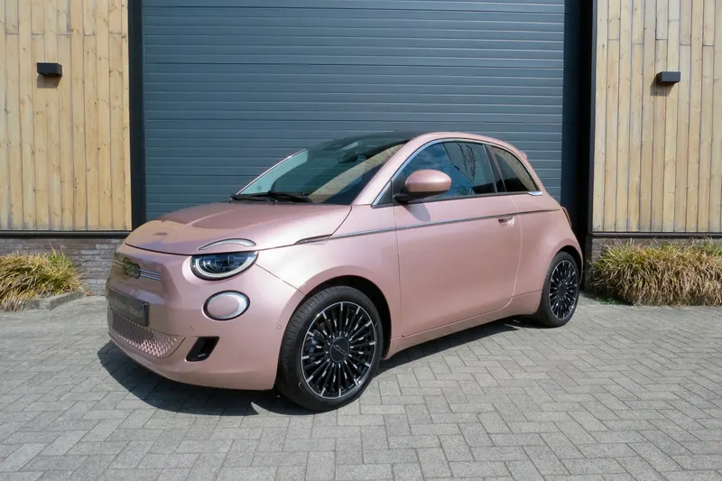 Fiat 500e (2024)