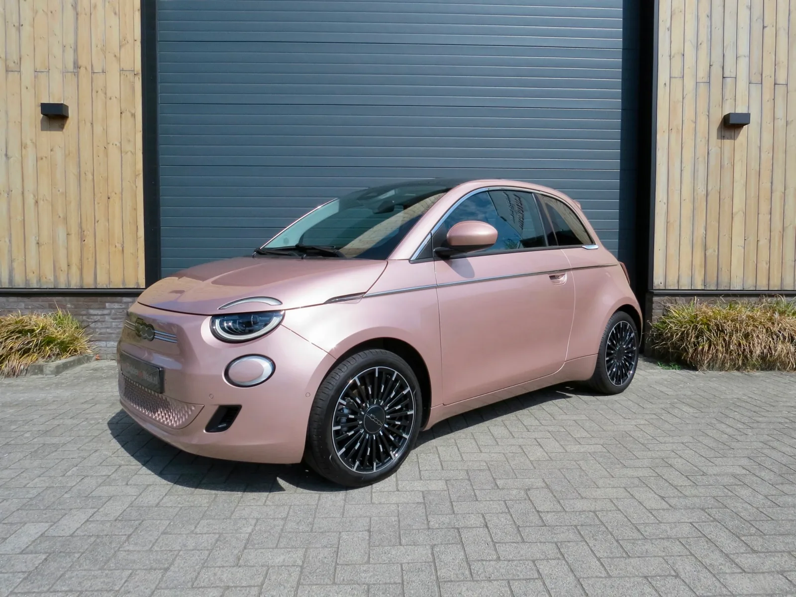 Fiat 500e (2024) — foto 1