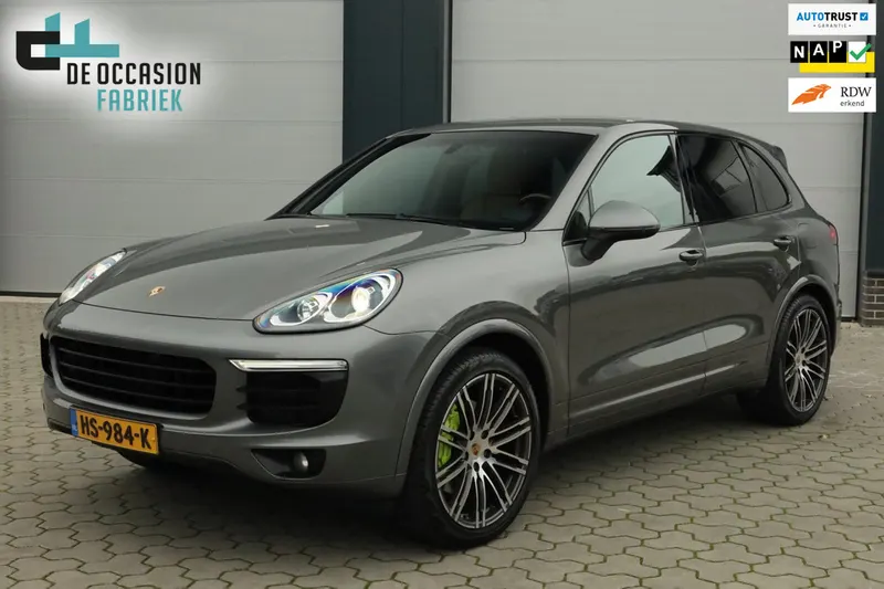 Porsche Cayenne (2015)