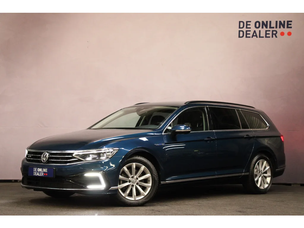 Volkswagen Passat (2020) — foto 1