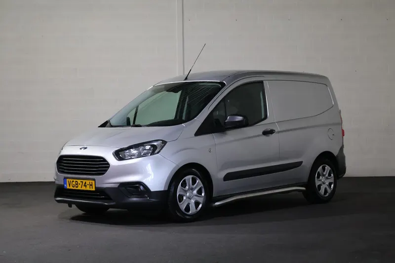 Ford Transit Courier (2020)