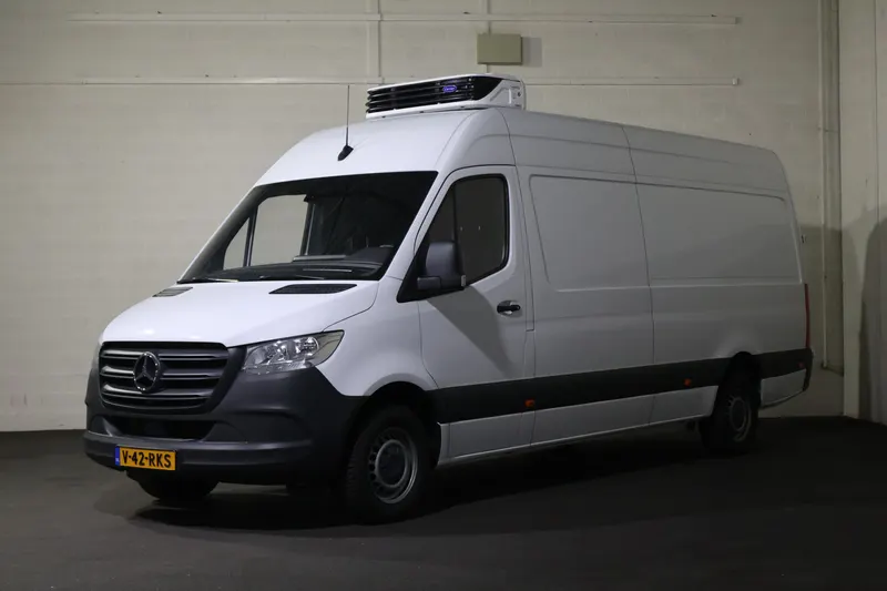 Mercedes-Benz Sprinter (2024)