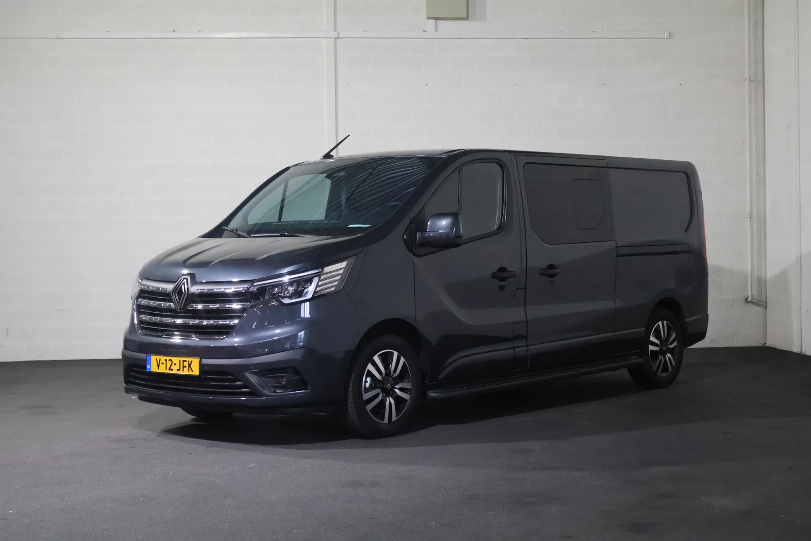 Renault Trafic (2024) — foto 1