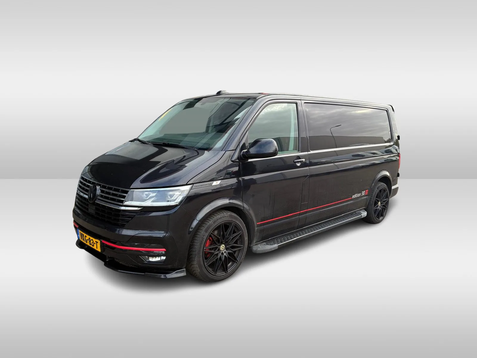 Volkswagen Transporter (2021) — foto 1