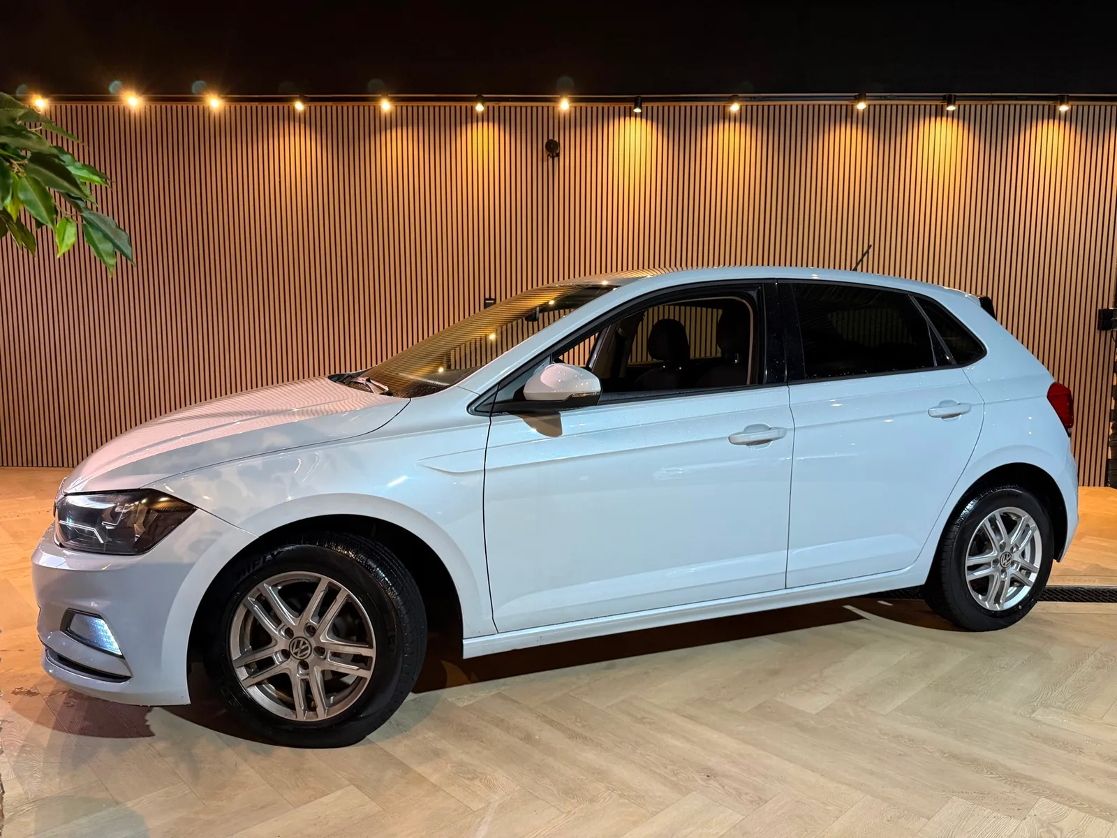Volkswagen Polo (2018) — foto 1
