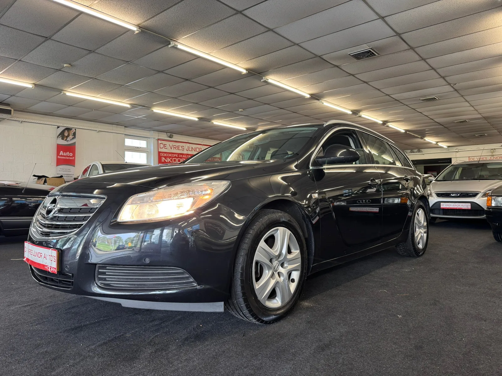 Opel Insignia (2011) — foto 1