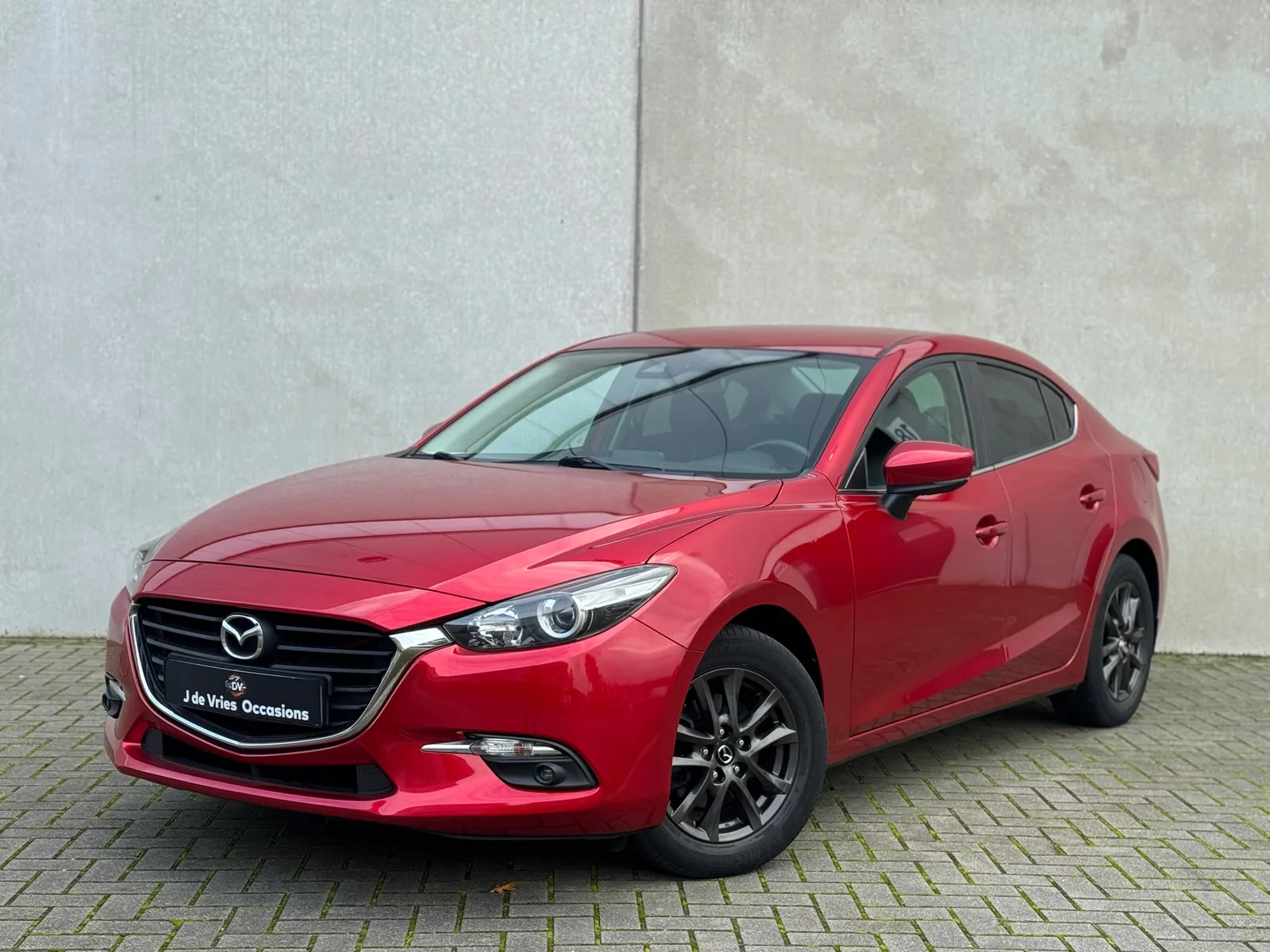 Mazda 3 (2017) — foto 1