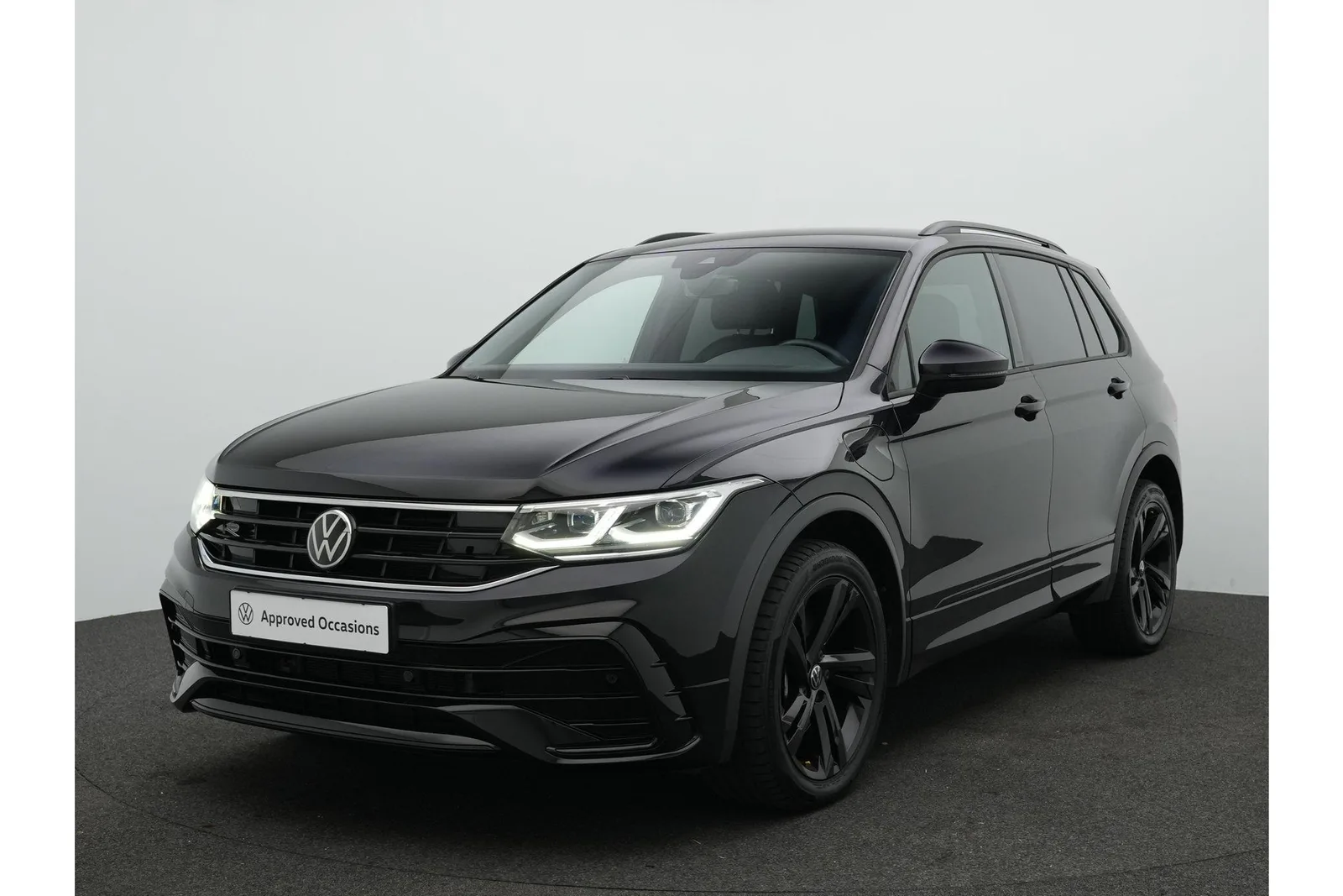 Volkswagen Tiguan (2022) — foto 1