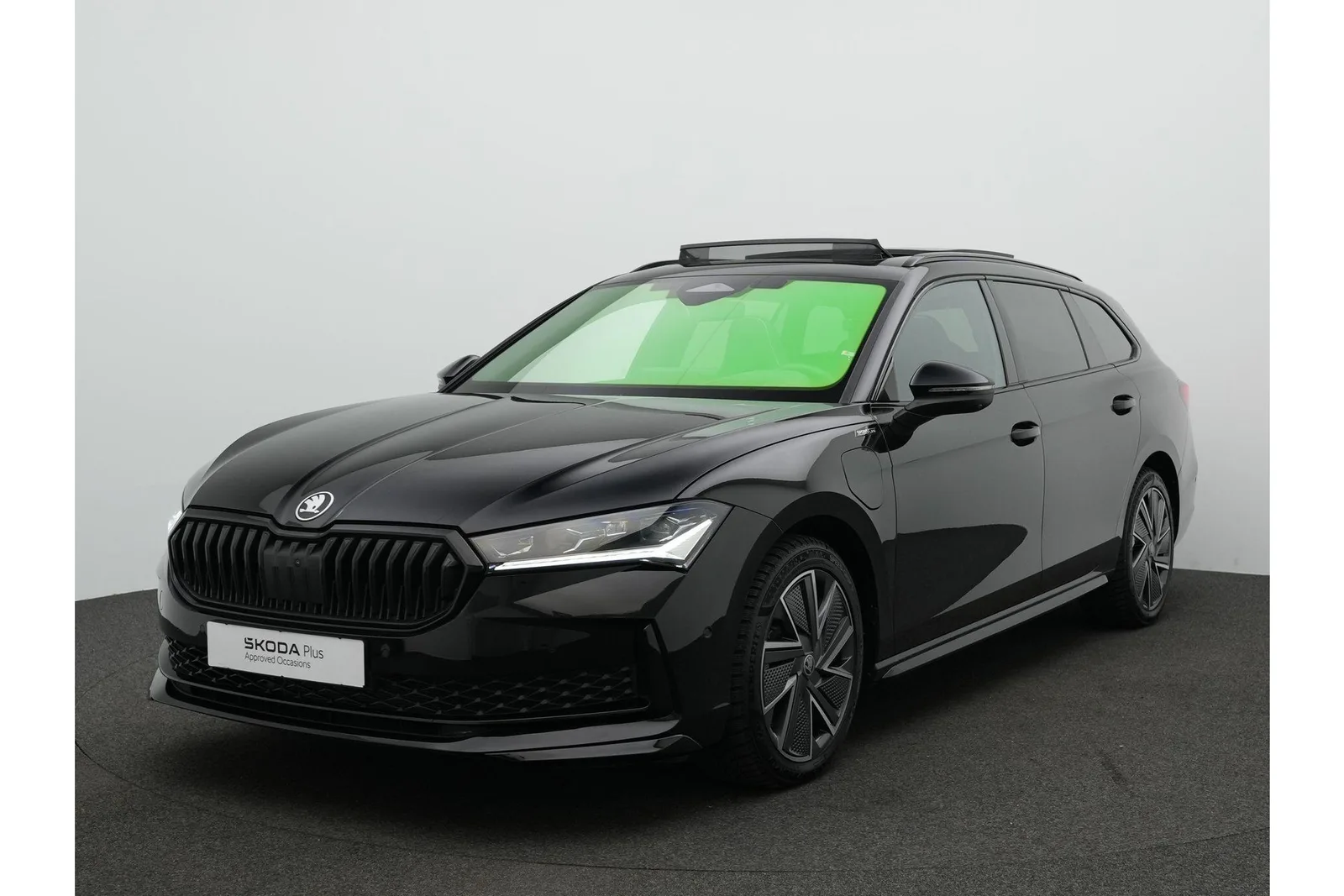 Škoda Superb (2025) — foto 1