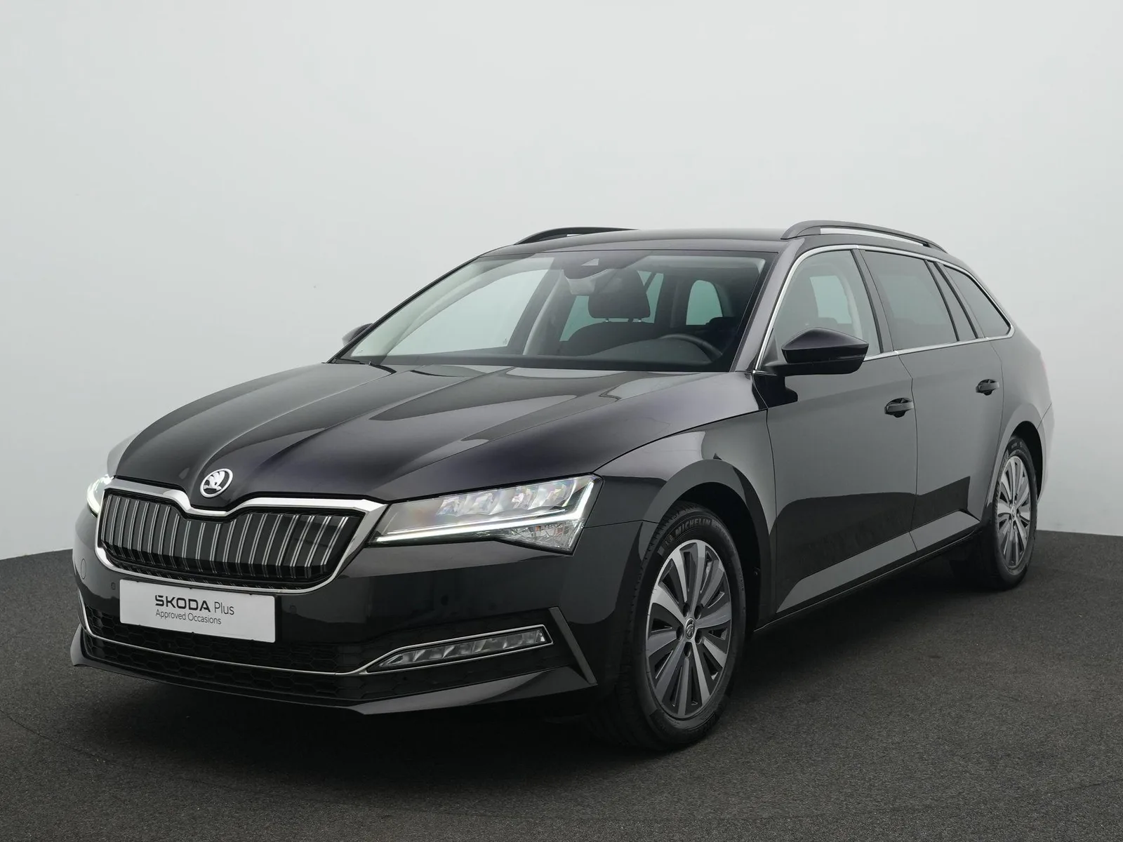 Škoda Superb (2023) — foto 1