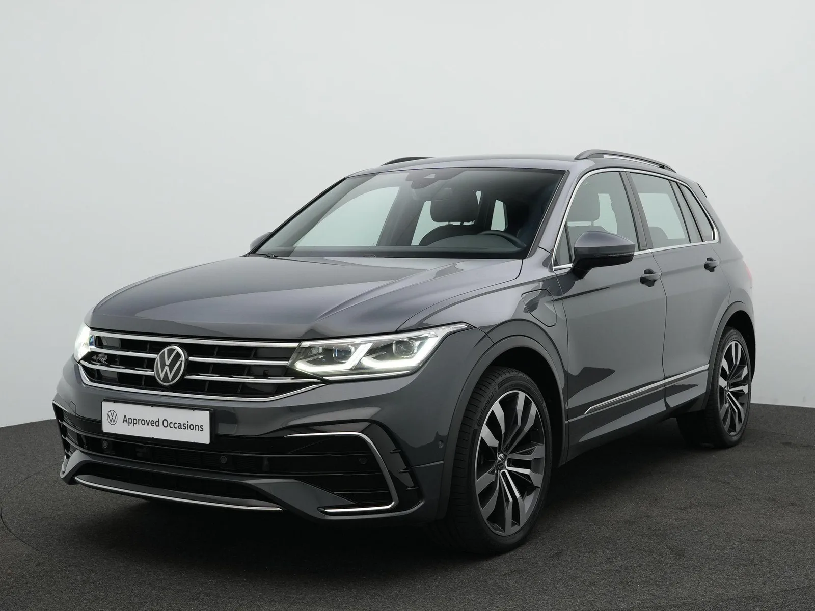 Volkswagen Tiguan (2022) — foto 1