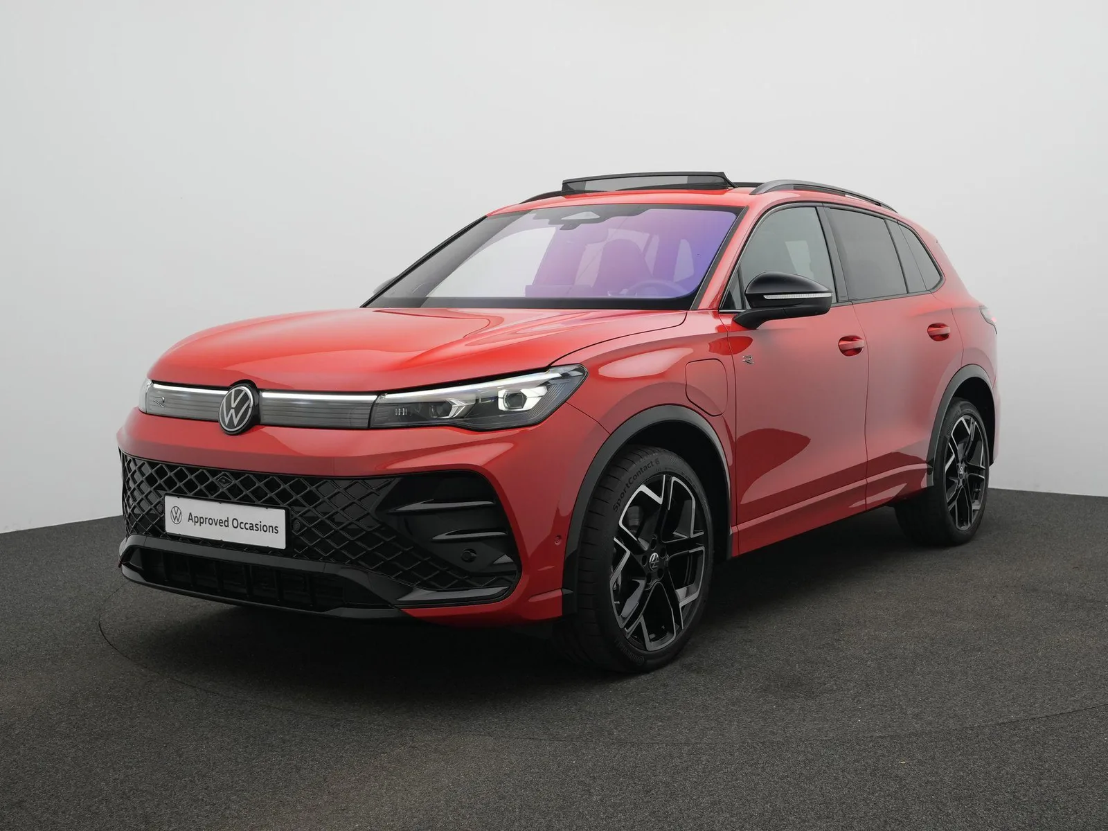 Volkswagen Tiguan (2025) — foto 1