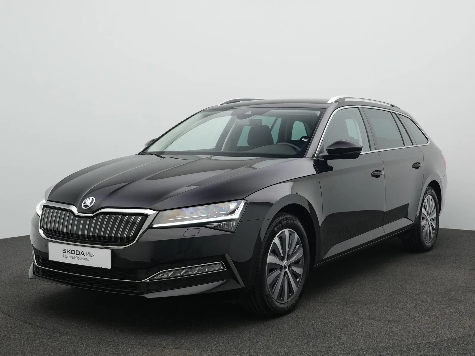 Škoda Superb (2025) — foto 1