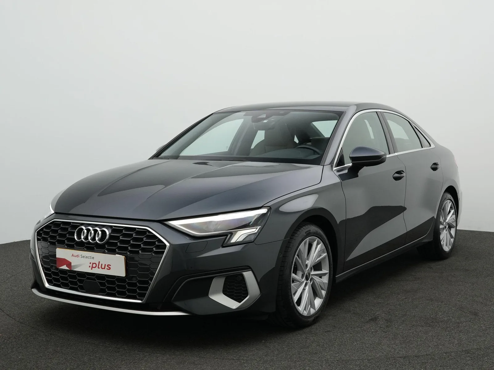 Audi A3 (2023) — foto 1