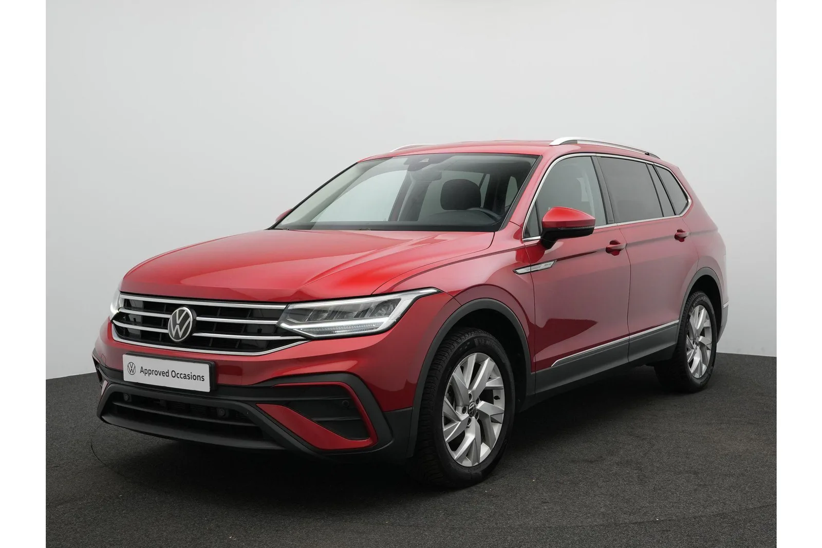 Volkswagen Tiguan (2023) — foto 1