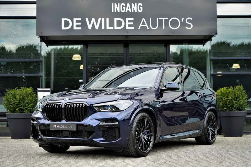 BMW X5 (2022)