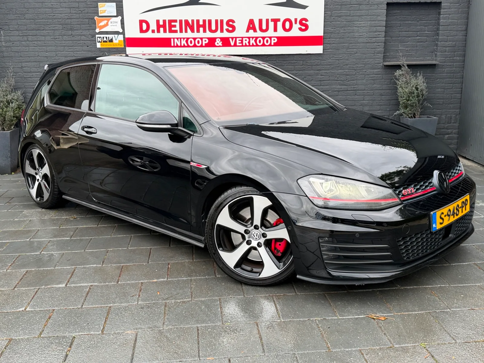 Volkswagen Golf (2014) — foto 1