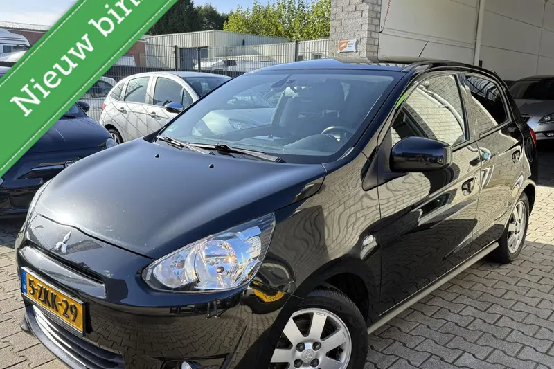Mitsubishi Space Star (2015)