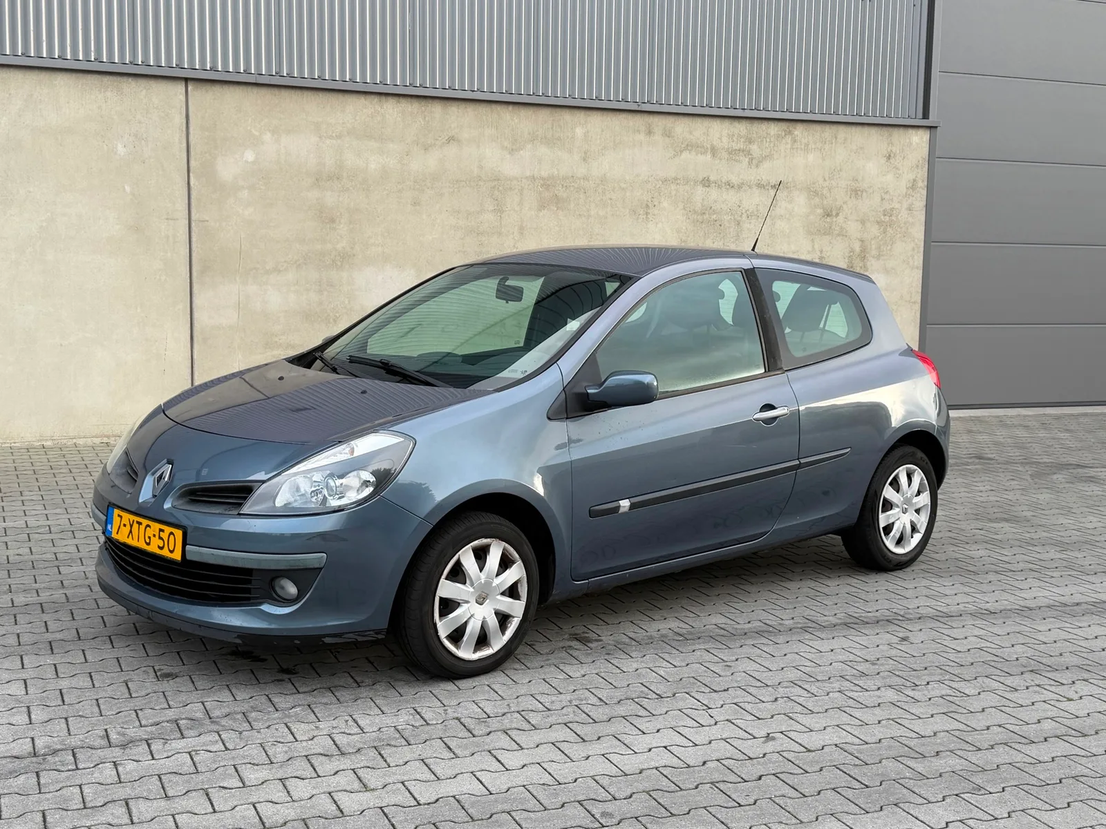 Renault Clio (2006) — foto 1