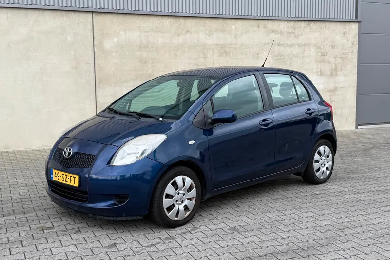 Toyota Yaris (2006)