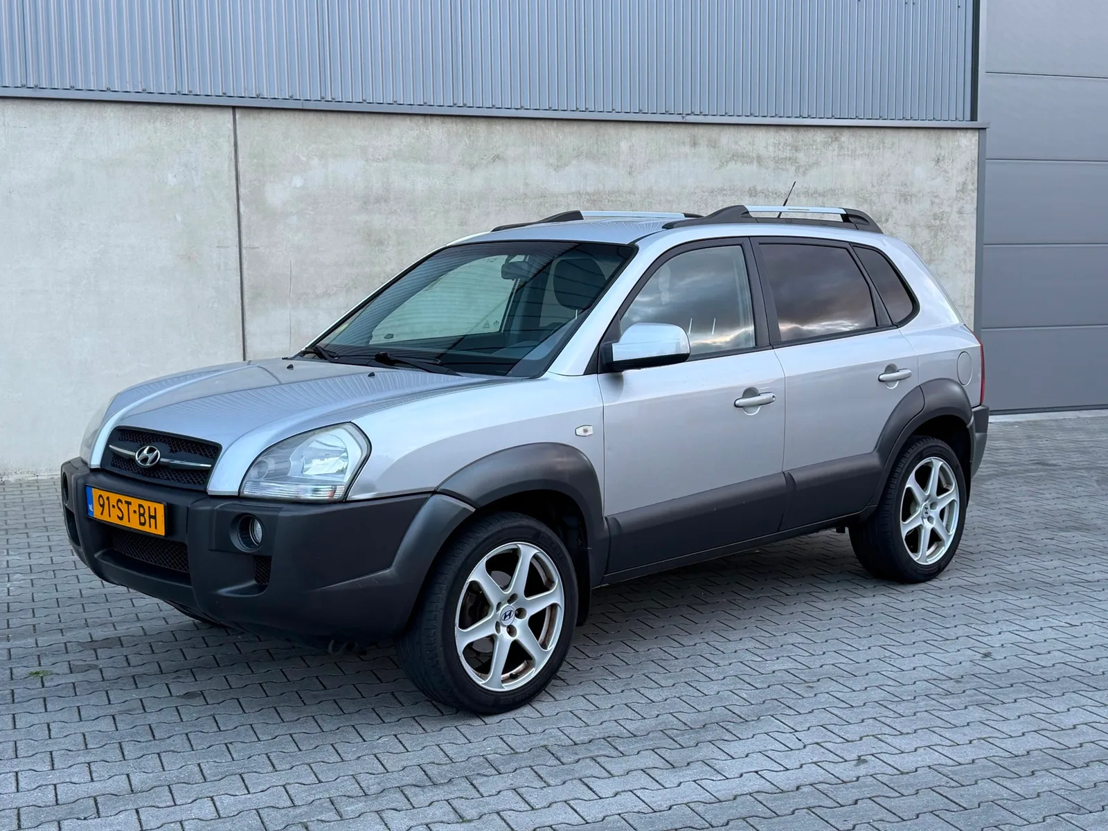 Hyundai Tucson (2006) — foto 1