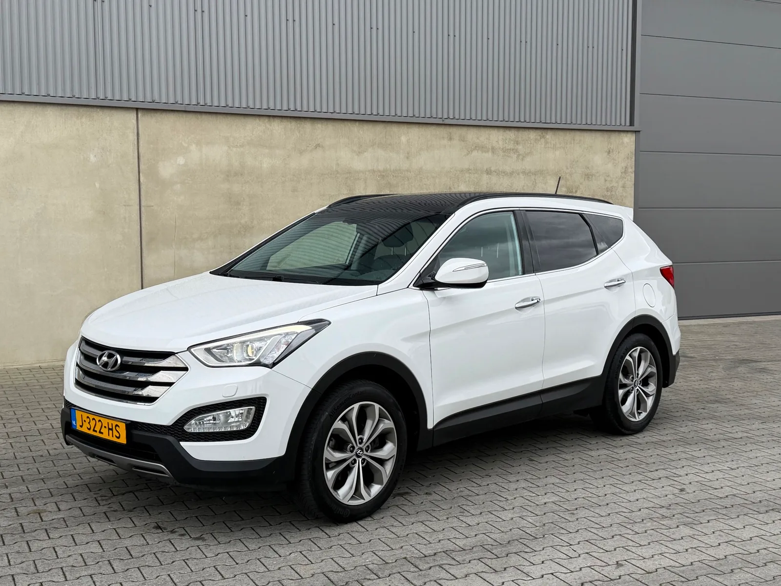 Hyundai Santa Fe (2015) — foto 1