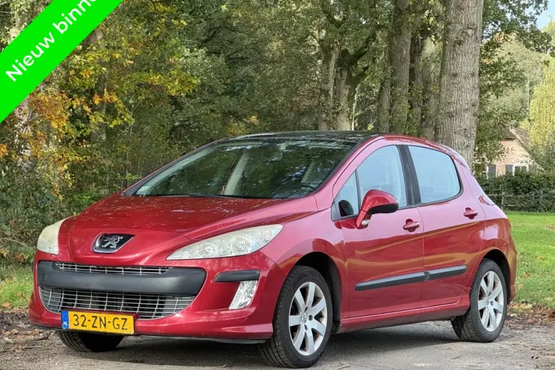 Peugeot 308 (2008)