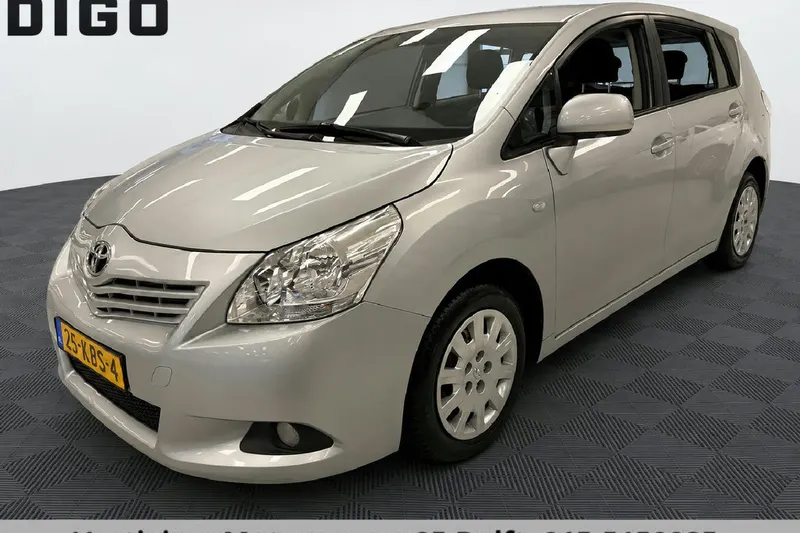 Toyota Verso (2009)