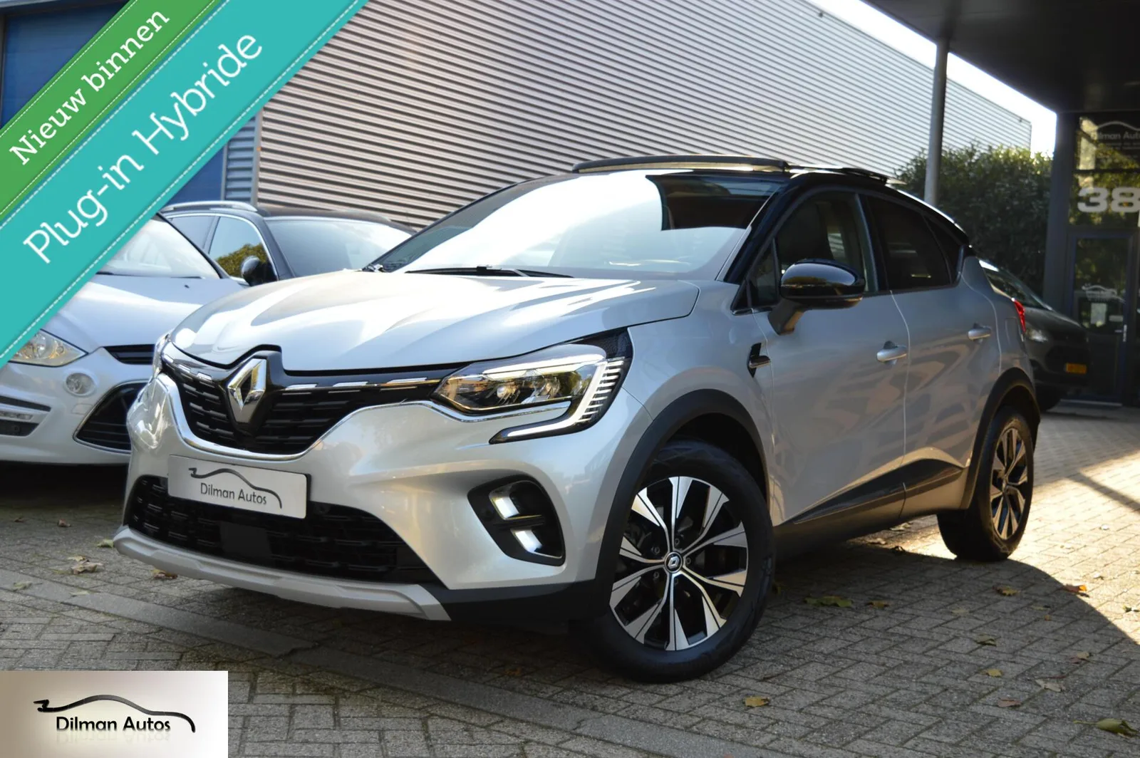 Renault Captur (2023) — foto 1