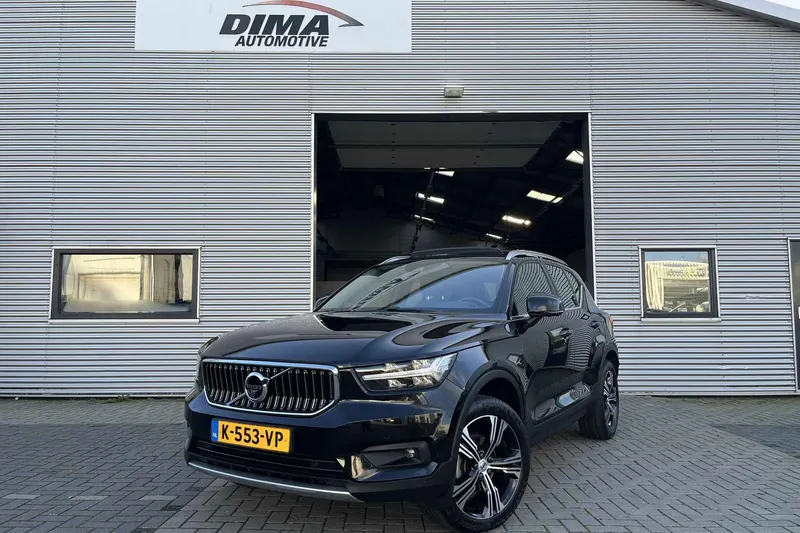 Volvo XC40 (2021)