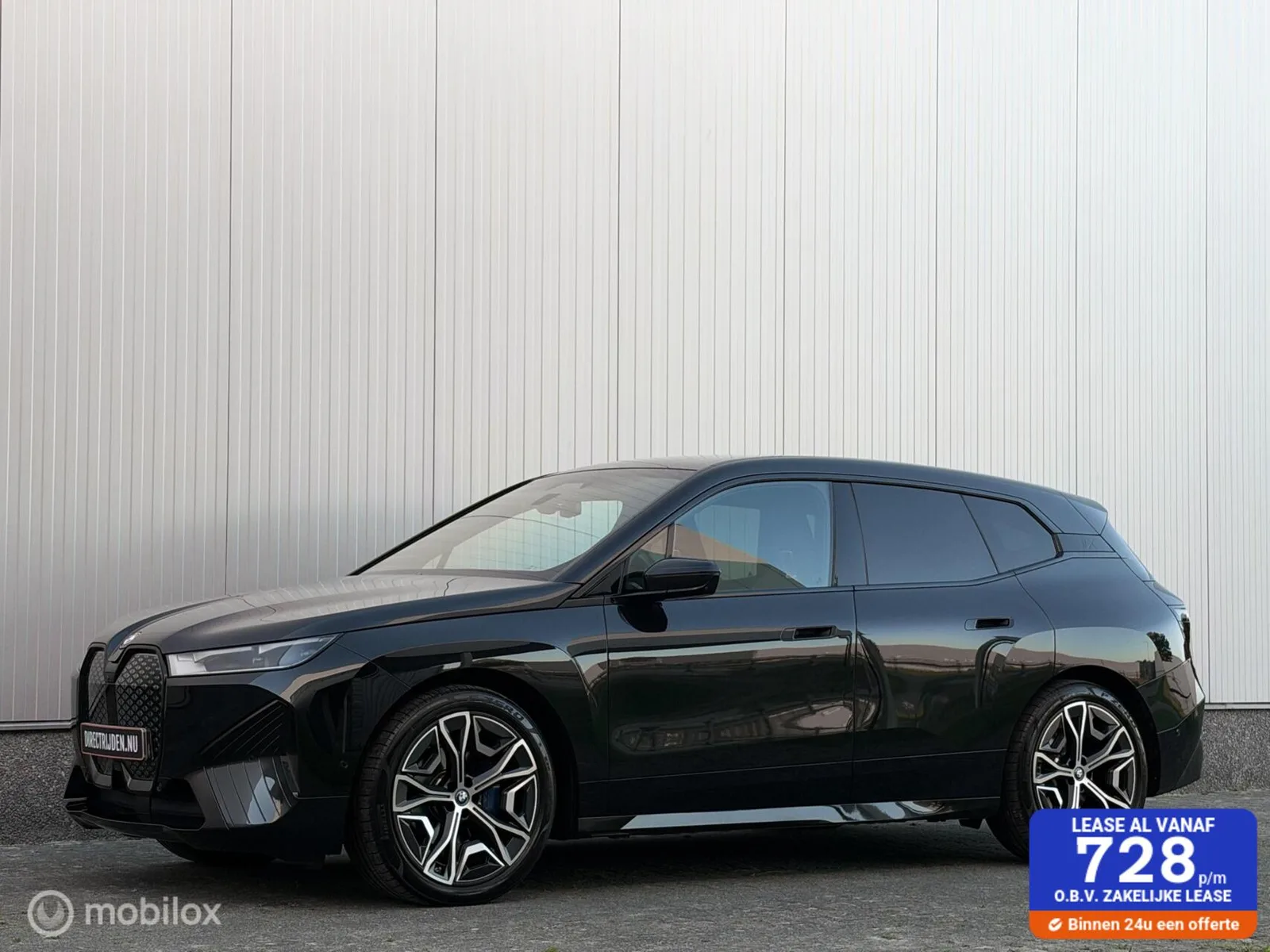 BMW iX (2022) — foto 1