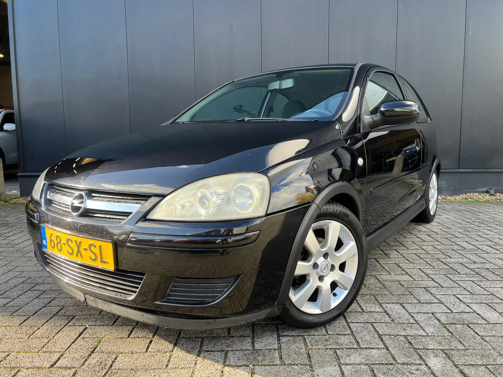 Opel Corsa (2006) — foto 1