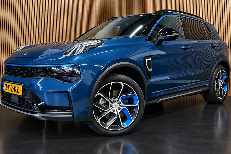 Lynk & Co 01 (2024)