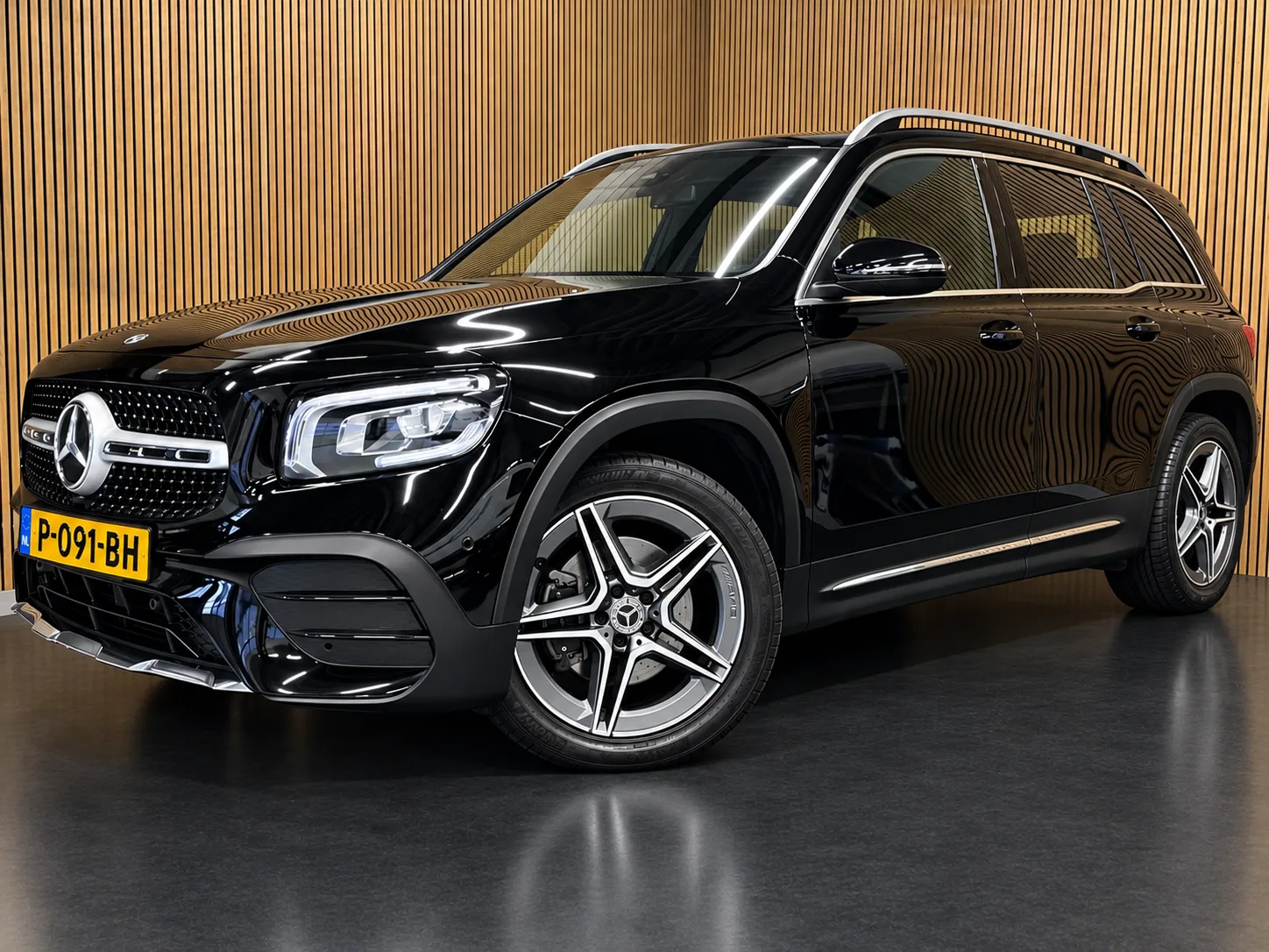 Mercedes-Benz GLB-Klasse (2020) — foto 1