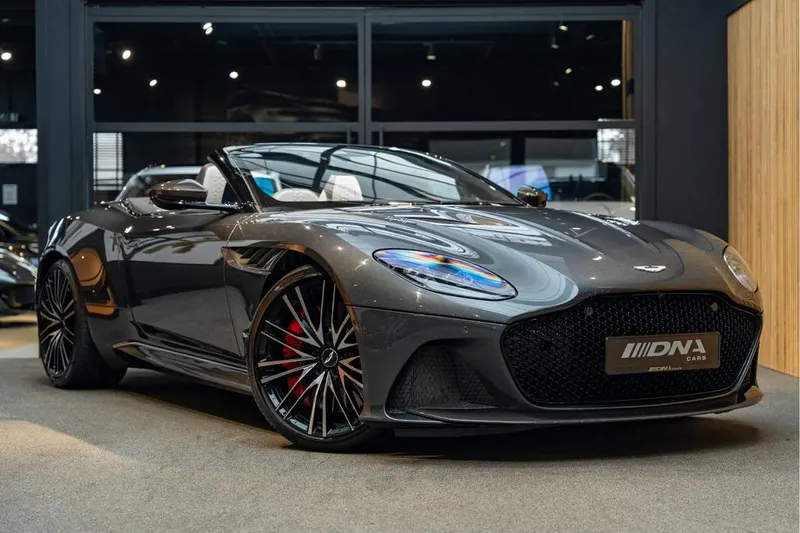 Aston Martin DBS (2019)