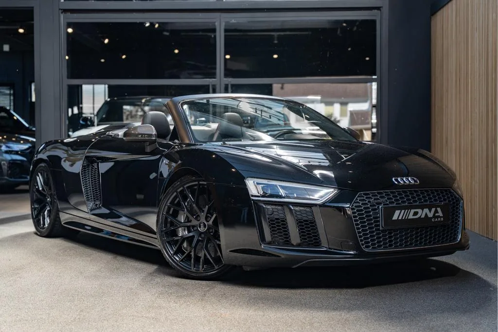 Audi R8 (2017) — foto 1
