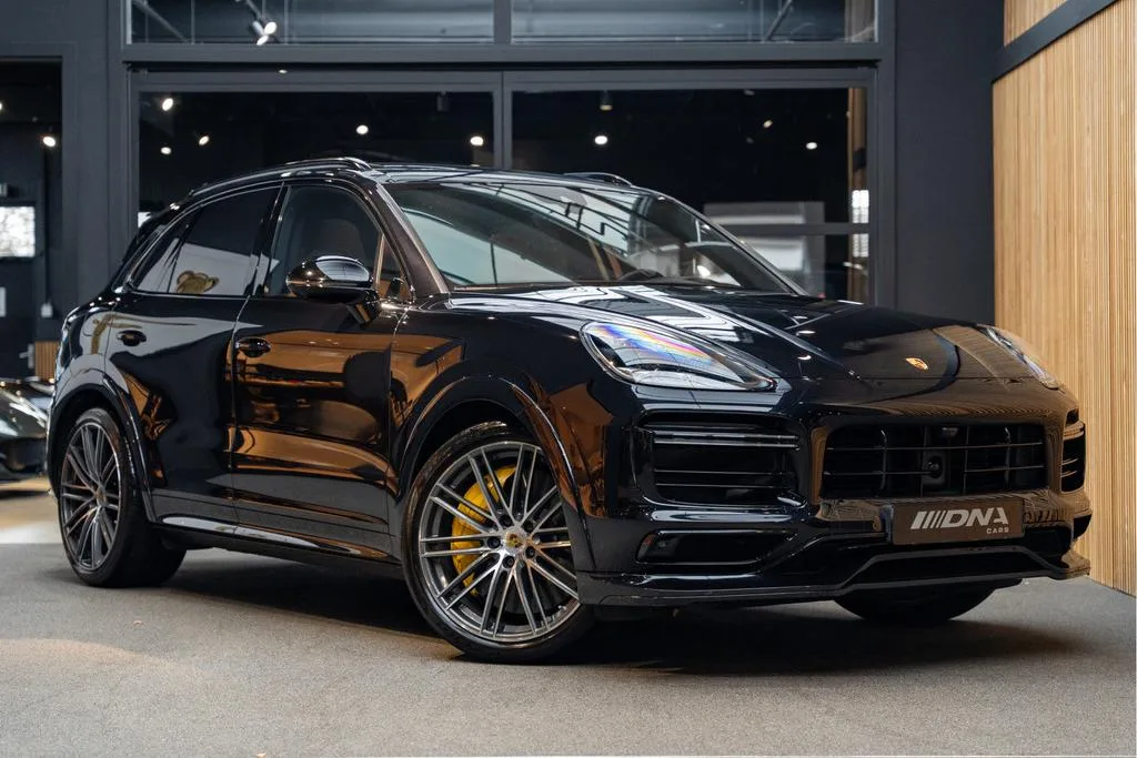 Porsche Cayenne (2021) — foto 1