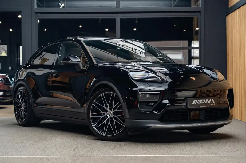 Porsche Macan (2026)